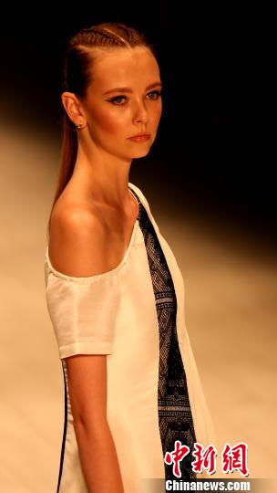 ���紺ϵ����Ʒ��֮һ��������¡ ��