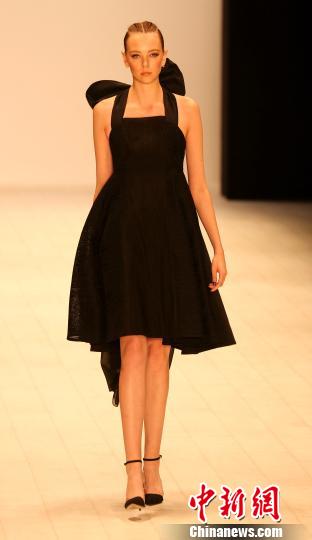 ���紺ϵ����Ʒ��֮�ġ�������¡ ��