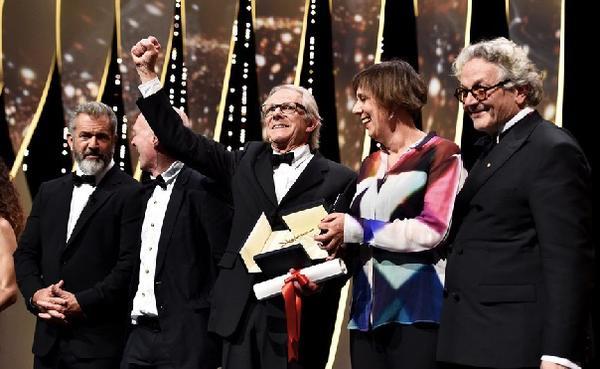 爆冷!戛纳电影节嘘声中落幕,布莱尔摘金棕榈