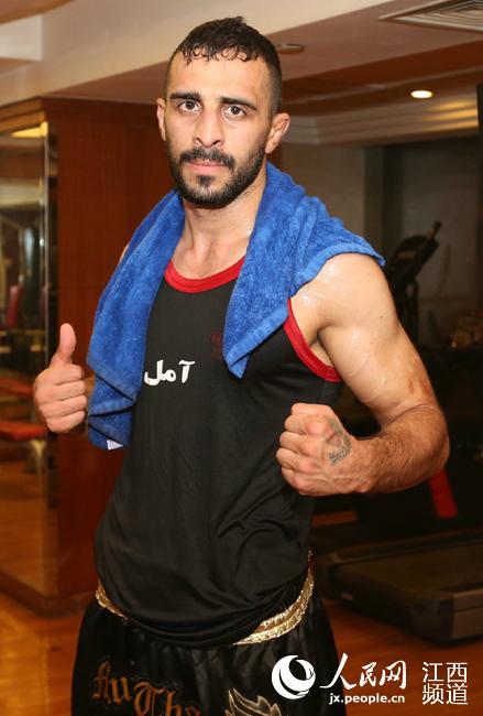 多位世界级格斗巨星抵昌，将于28日晚展开重量级对决。