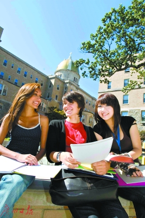 　　系统的海外游学是提升跨文化交流这一“软实力”的好途径之一。（图片非故事主人公）