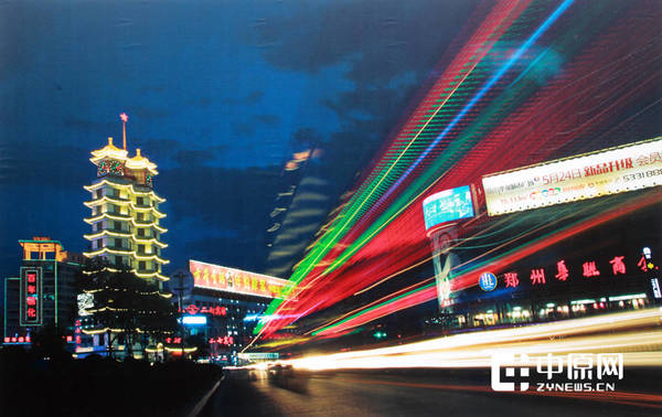 夜色中的二七广场