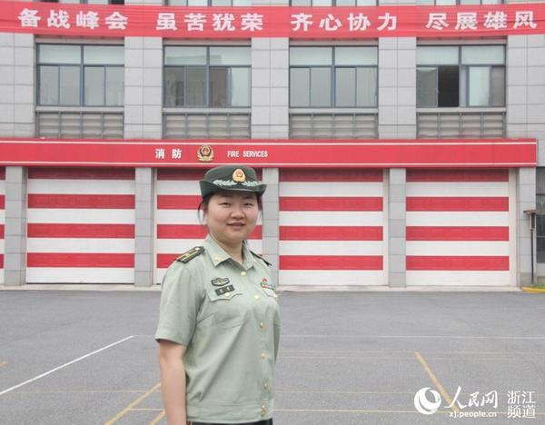 这段时间，正带领着大队消防官兵冲在了G20峰会消防安保工作的最前线。赵倩 摄