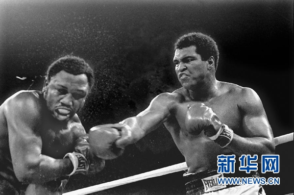6月3日，“拳王”穆罕默德·阿里在美国亚利桑那州一家医院去世，享年74岁。