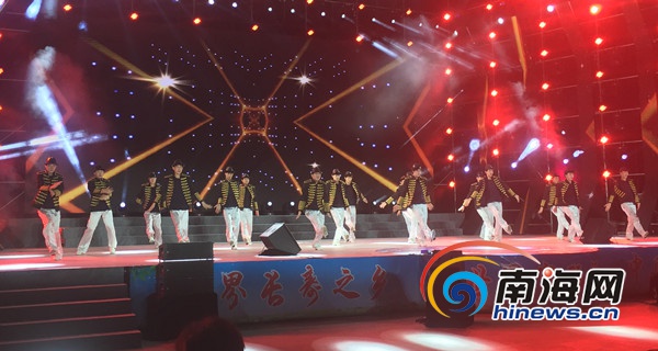 　　第五届“大海歌曲”电视大奖赛总决赛现场。南海网记者徐静涵摄