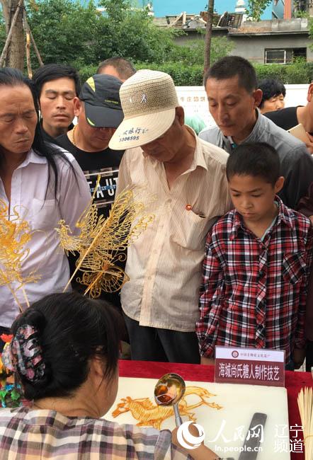 糖画项目，骏马跃然而上