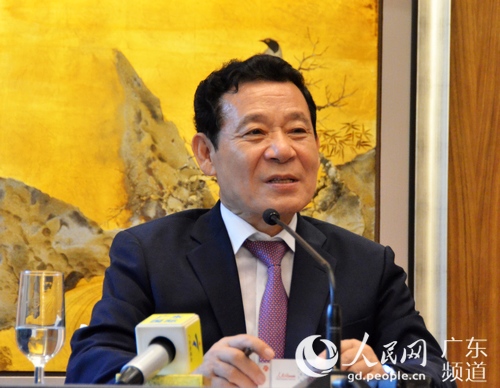 韩国光州市市长尹壮铉现场接受人民网等媒体采访。林龙勇 摄