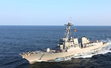 资料图:美国“格雷夫利”号驱逐舰