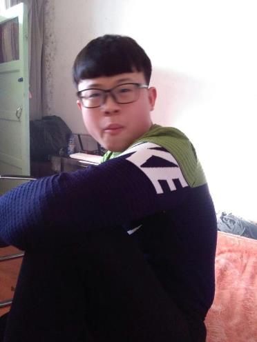 爆炸事故前的倪嘉俊