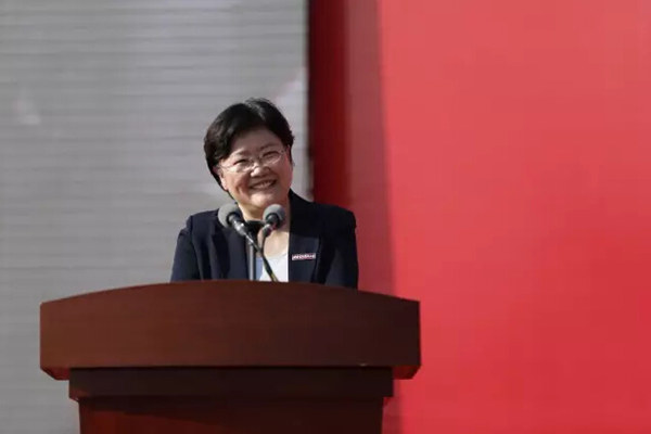 西电郑晓静:坚守梦想,在知行合一中不断成长_