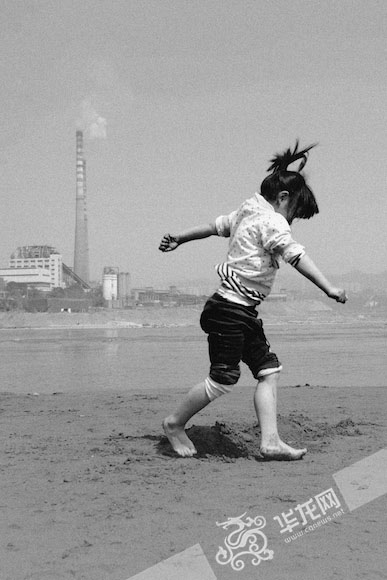 《恋·江》 廖彬彬 摄 华龙网发