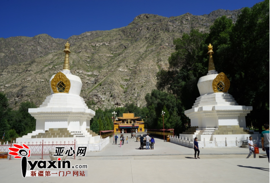 和静县巴仑台黄庙白塔（中国社科院考古所新疆队江玉杰摄）