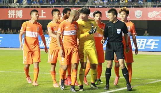 鲁能周六客场挑战泰达 傅明本赛季第四次执法鲁能