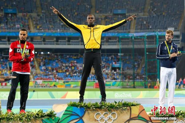 奥运会男子200米决赛 闪电博尔特再封王