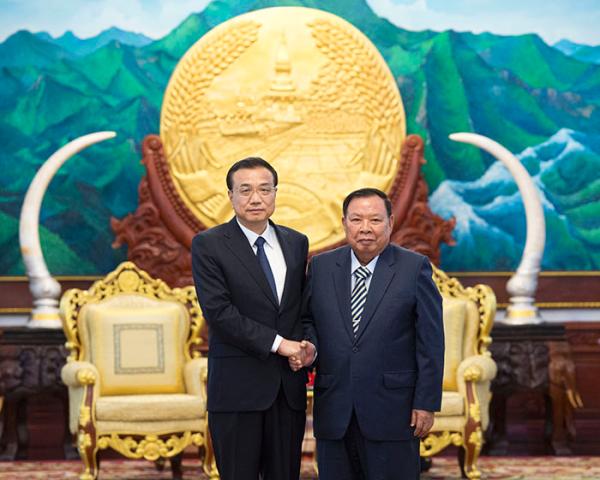 大外交丨中国老挝发《联合公报》,中铁拿下中
