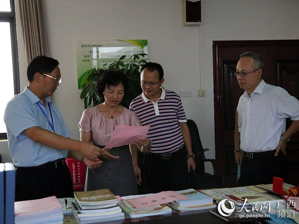 播种希望与未来 乡村特岗教师巡回报告会走进