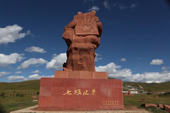 七根火柴雕像(摄影张克清)