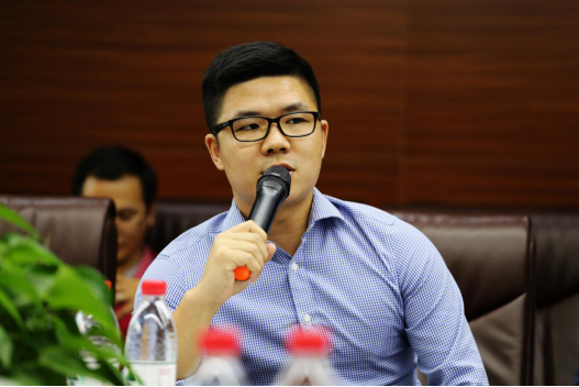（比亚迪汽车营销总监赵长江）