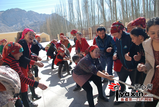 这安居乐业的场景,正是乌恰县巴音库鲁提乡巴音库鲁提村和谐美丽画卷