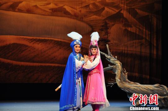 该剧两位主演徐伟钗、张倩倩分别为中国戏剧“梅花奖”得主王君安、李敏的亲传弟子。　张实荐 摄