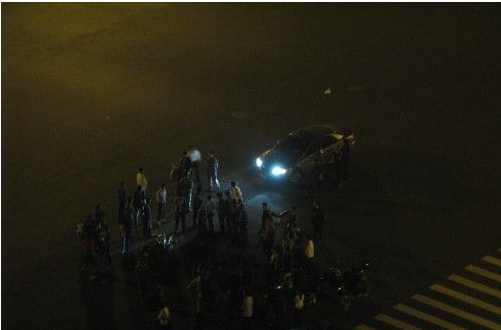 警察上门方知撞死人 嘉定一半挂车司机交通肇