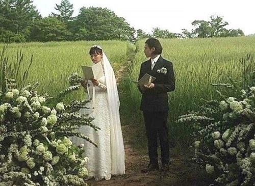 元斌结婚只花6000 妻子产后现身 网友:朴实又窝心