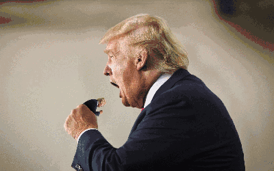 特朗普也不甘示弱,他搬出了希拉里的丈夫,前总统比尔&middot;克林顿