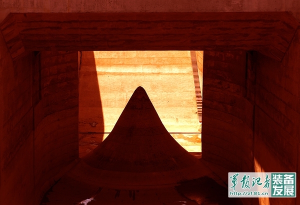 发射在即,走近长征五号火箭发射塔架