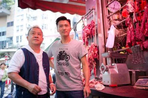 曾志伟和谢霆锋逛街自曝皮蛋是"街市西施"妈妈变小能吃吗图片