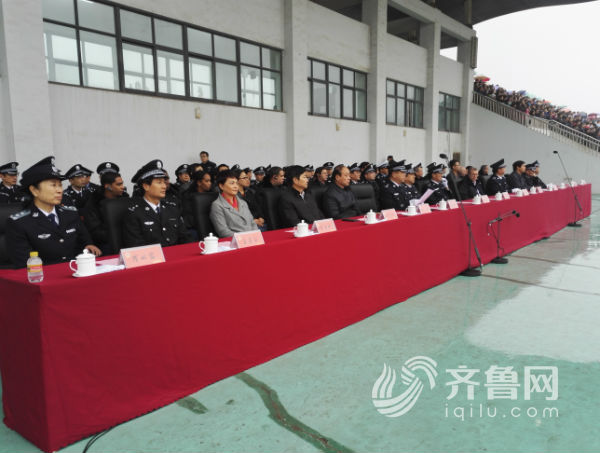 山东警察学院2016级新生校阅仪式今天在济南明水举行