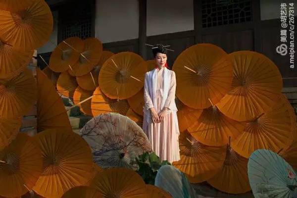 一伞烟雨免费资源 ee21e0e9-a827-4c42-9e7c-adf116ca8668_size29_w600_h400.jpg
