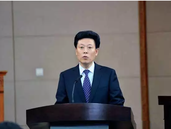 　　▲新任命郑州市发展和改革委员会主任杨东方