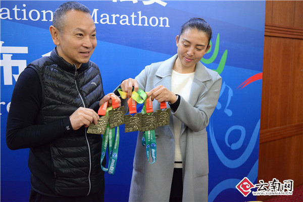 上合昆马奖牌首亮相