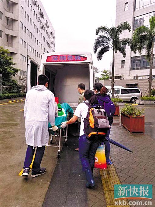 ■罗一笑的父母和深圳红十字会器官捐献协调