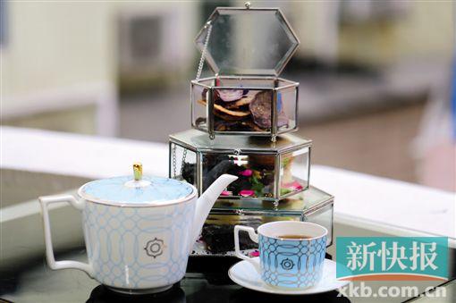 ▲珠宝盒系列下午茶,包含三款甜品、两款咸点、两款自制健康薯片和一款软饮。