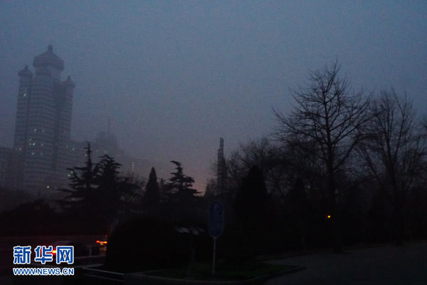 北京空气重污染达到峰值 橙色预警延续至1月4