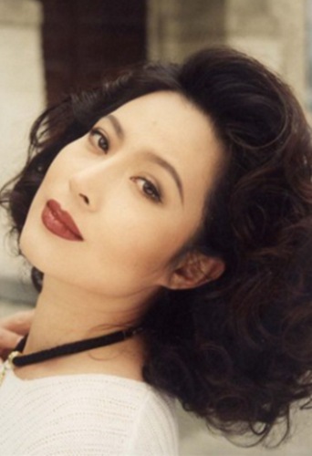 红极一时的美人重病息影 明星丈夫不离不弃成