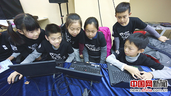 中国年龄最小的游戏开发团队在北京参加了全球游戏创作大赛。