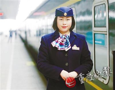 千门万户曈曈日 遥寄心语拜新年_凤凰资讯