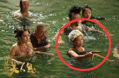 黄金配角现状:一人去世,一人共享三女,她火爆横店