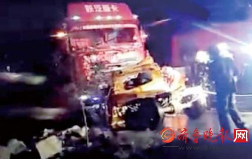 2016年10月13日，352省道峄城境内，一场事故致11人遇难。