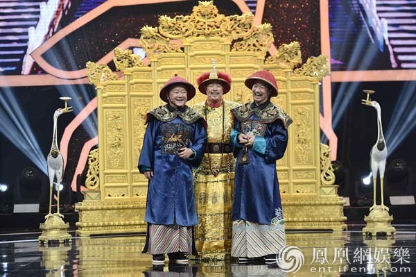 《王牌》宋茜跳古装版钢管舞 王刚张铁林张国