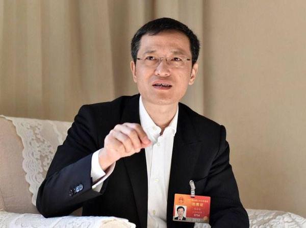 全国人大代表，无锡市人民医院副院长、肺移植专家陈静瑜