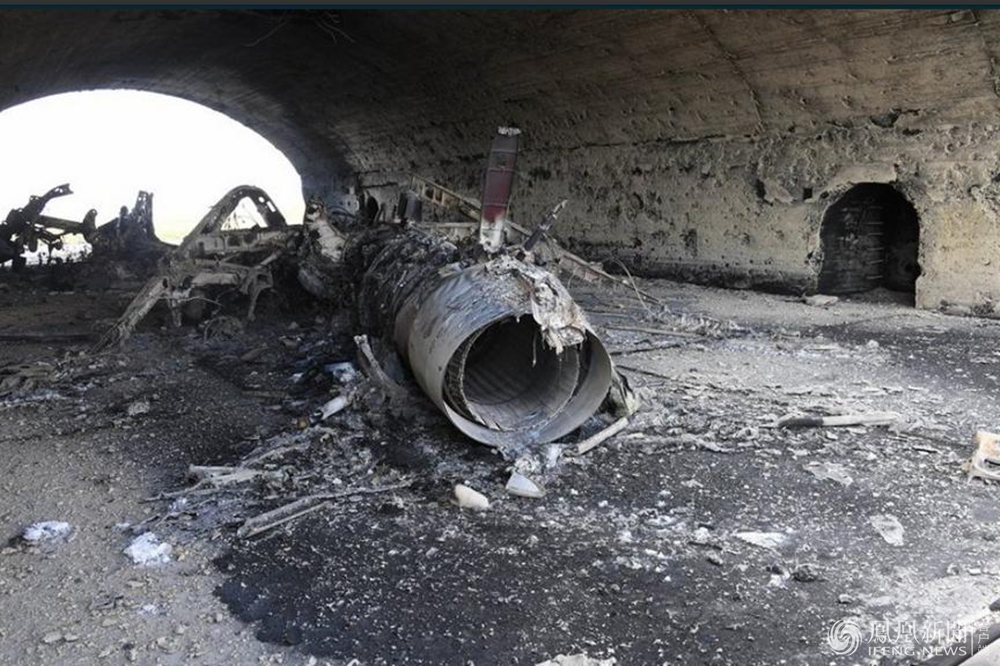 遭空袭后的叙利亚机场曝光 一片狼藉