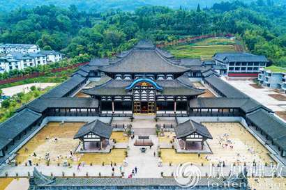 峨眉山柳江光明寺(图片来源:凤凰佛教)