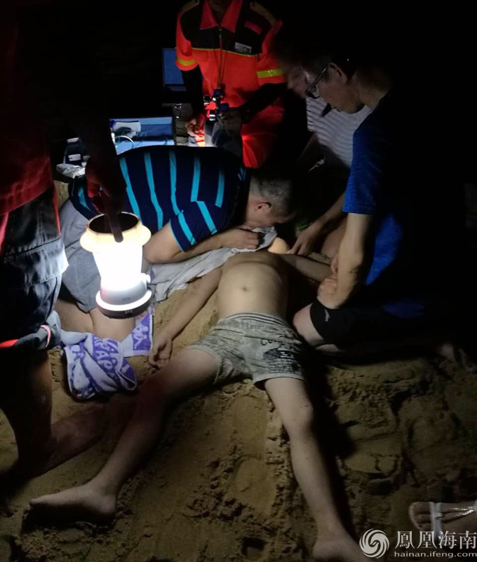 男童海口假日海滩溺水 抢救无效死亡