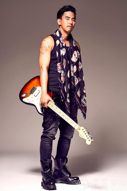 柯有伦火山爆发演绎《如果还有》 延续摇滚传