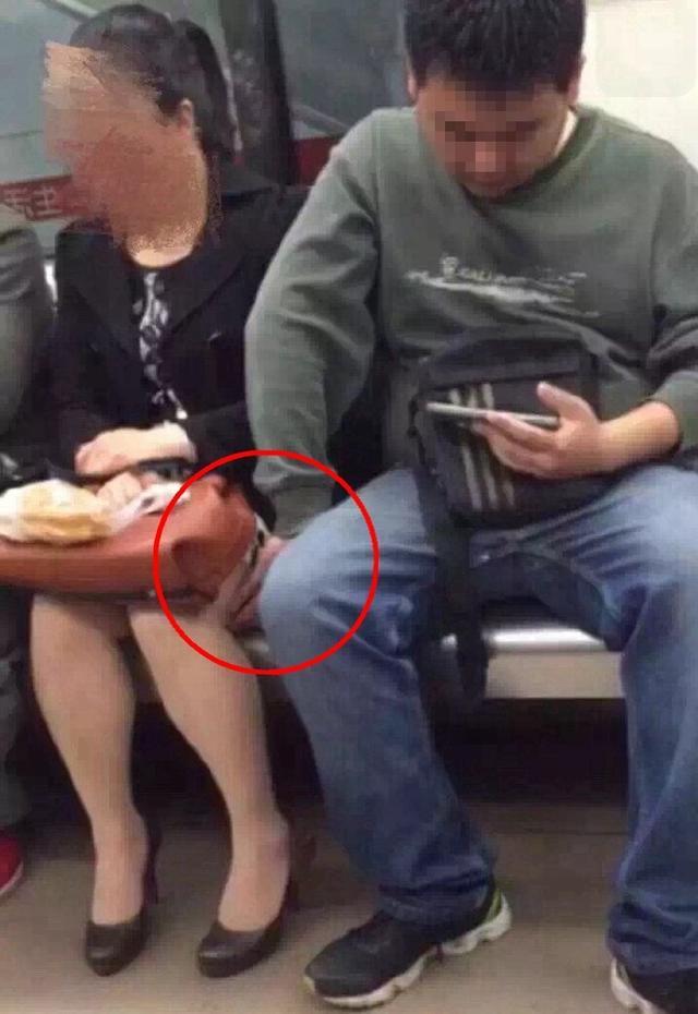 女生遭遇 咸猪手 乘客妙招解围 与女子交换位置