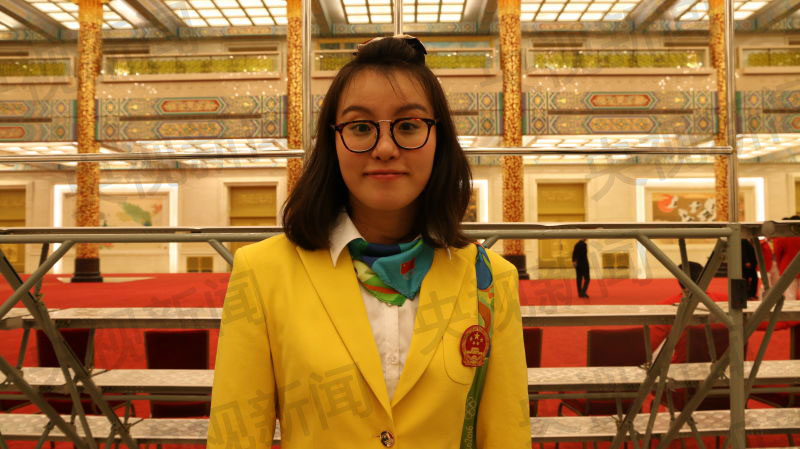 习近平会见奥运代表团 郎平林丹傅园慧等亮相(图)