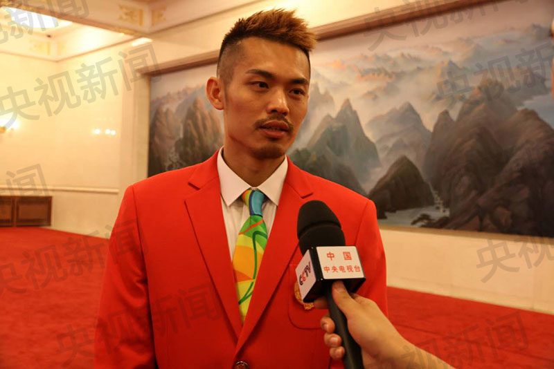 习近平会见奥运代表团 郎平林丹傅园慧等亮相(图)